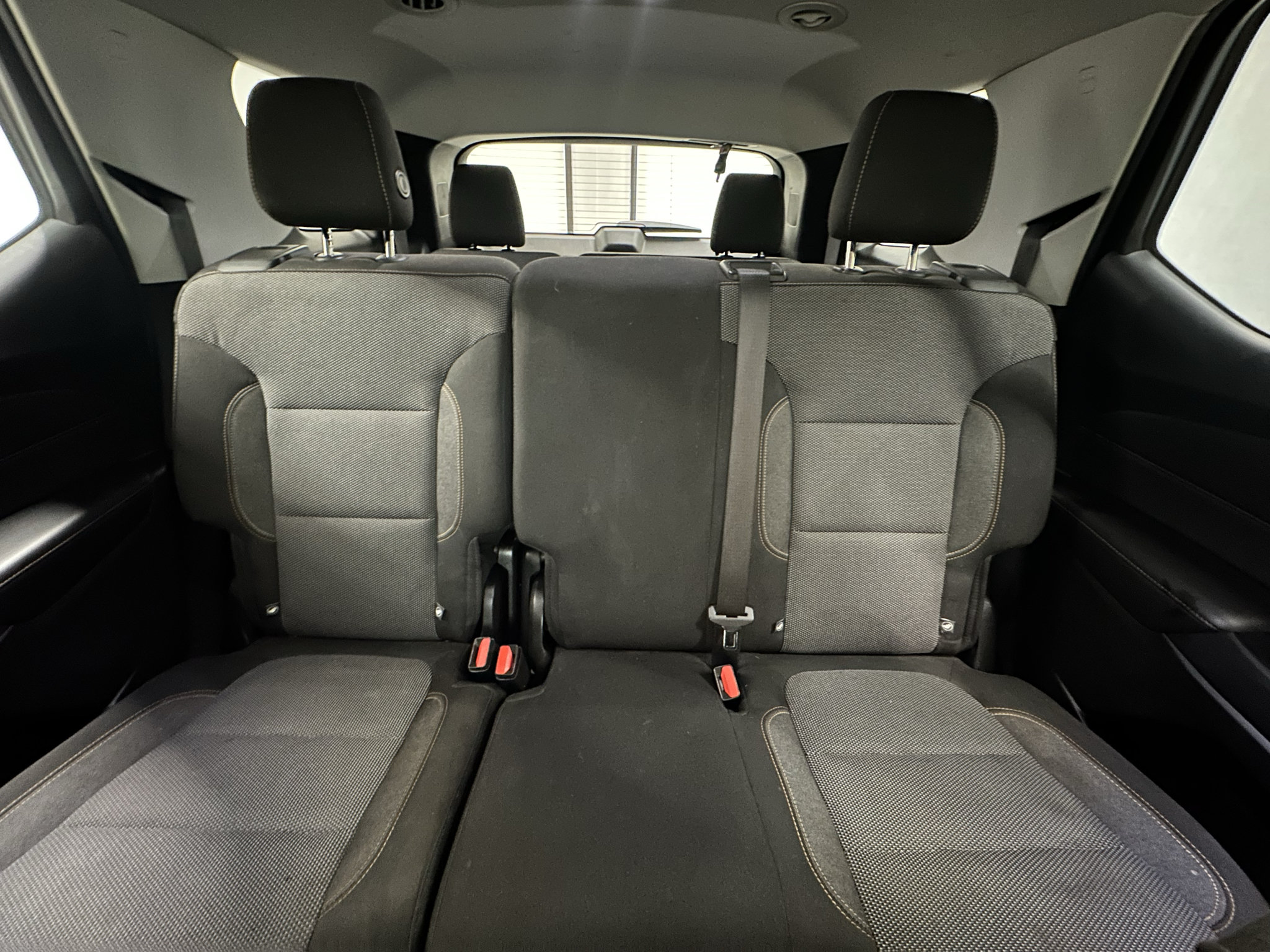 Used 2018 Chevrolet Traverse LS FWD image 31