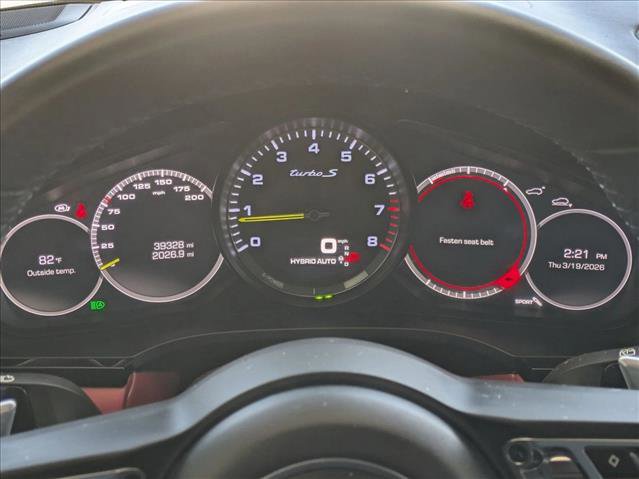 Used 2020 Porsche Cayenne Turbo S image 11