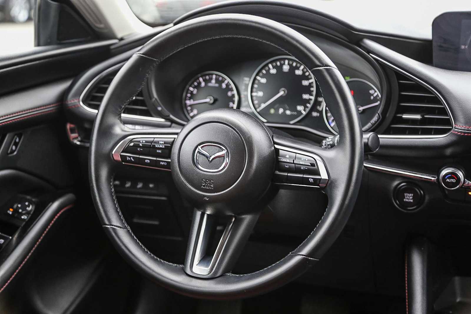 Used 2025 MAZDA MAZDA3 s image 12