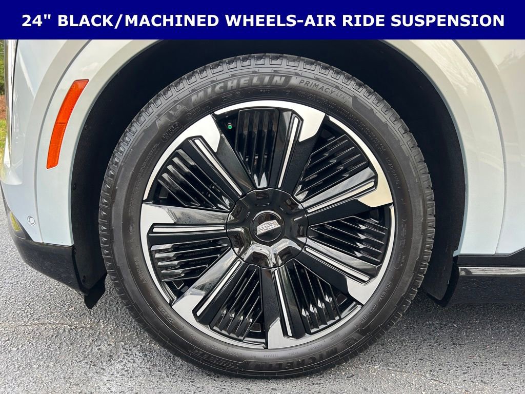 Used 2025 Cadillac Escalade IQ Sport 1 w/ Smart Trailering package image 12