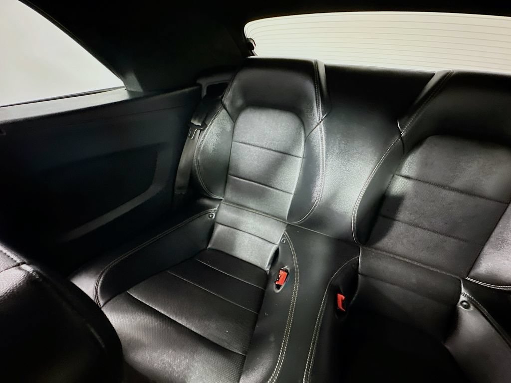 Used 2020 Ford Mustang GT Premium w/ Black Accent Package RWD image 12
