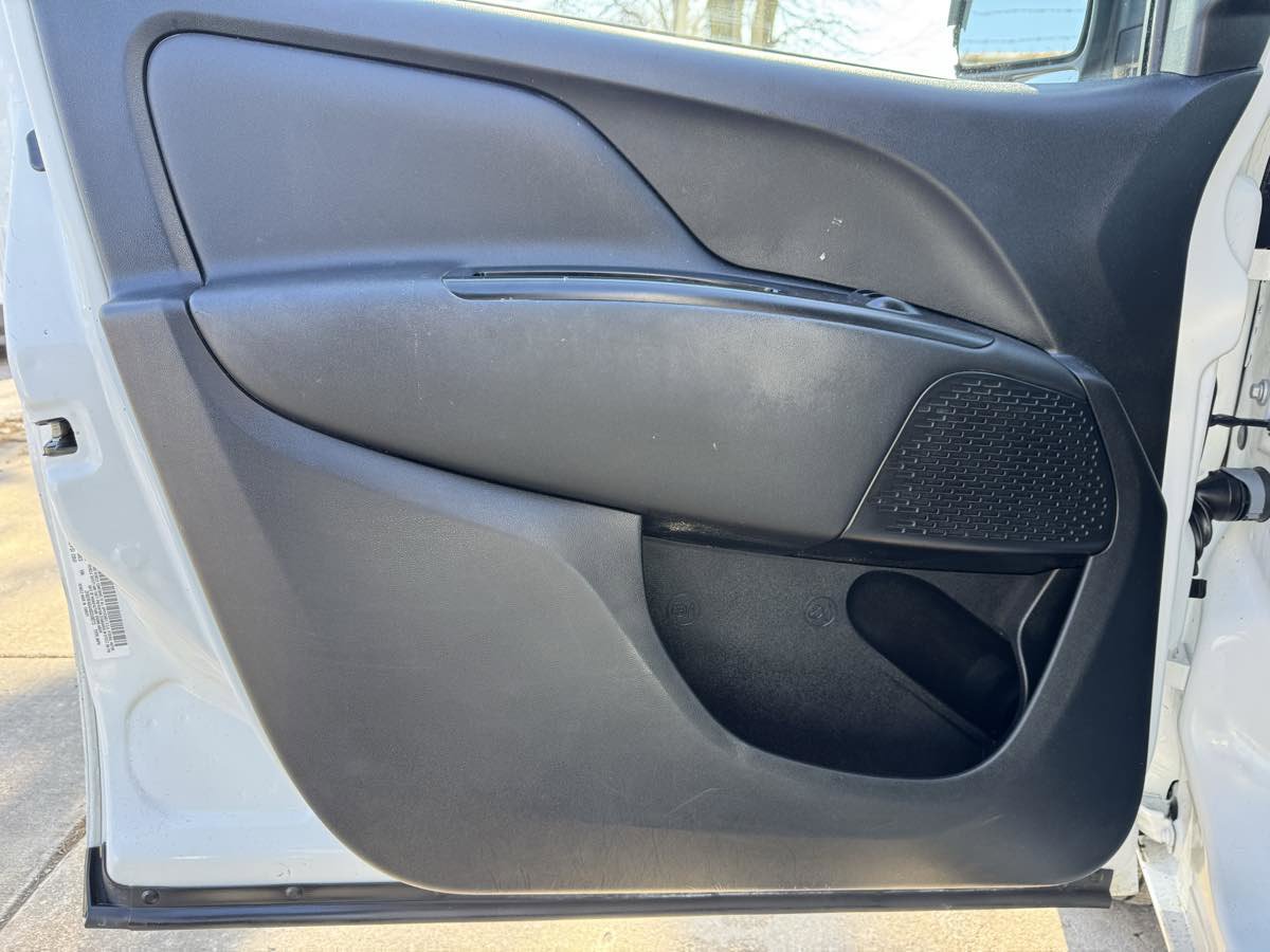 Used 2017 RAM ProMaster City Tradesman w/ Rear Back-up Camera Group FWD image 21