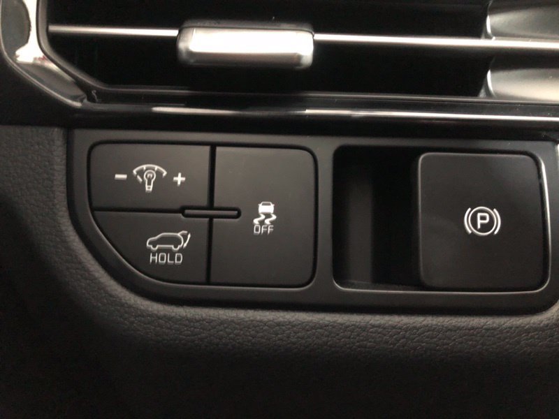 New 2026 Kia Sportage EX w/ EX Panorama Roof Package FWD image 22