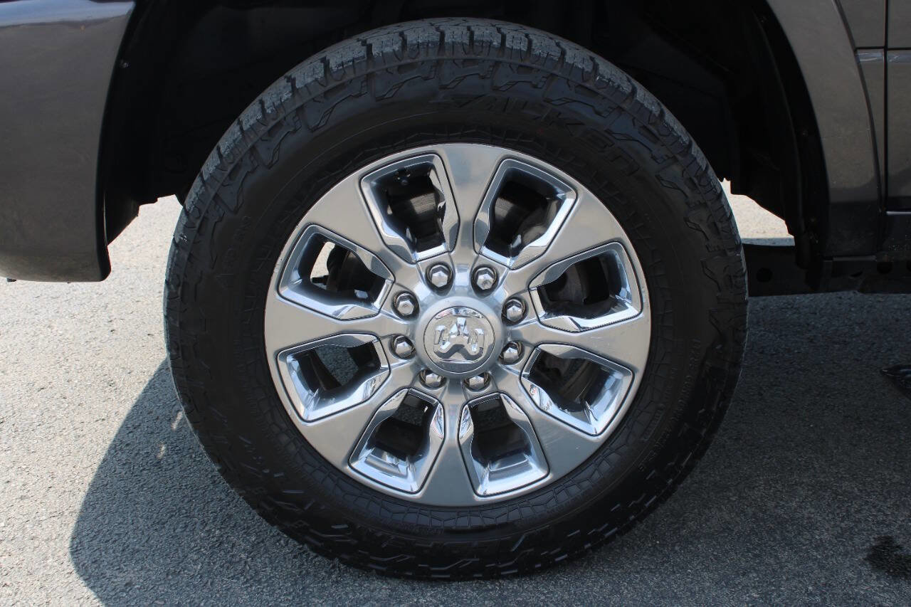 Used 2019 RAM 3500 Limited image 13