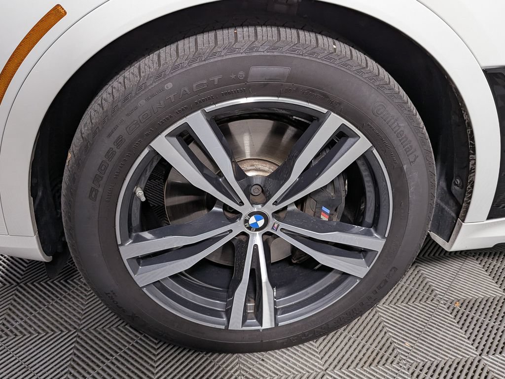 Used 2026 BMW X7 xDrive40i w/ M Sport Package AWD/4WD image 55