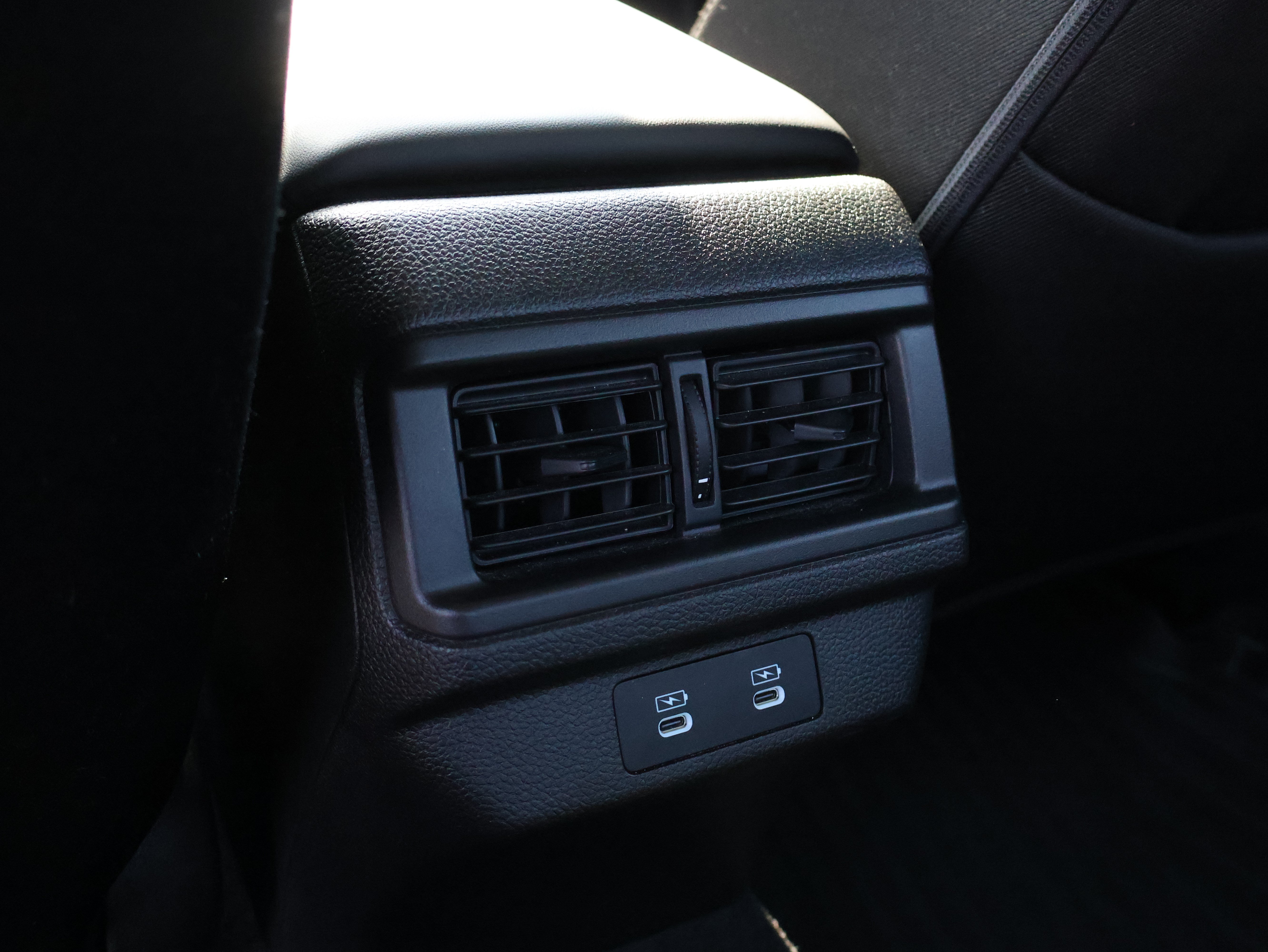 Used 2025 Honda Accord SE image 11