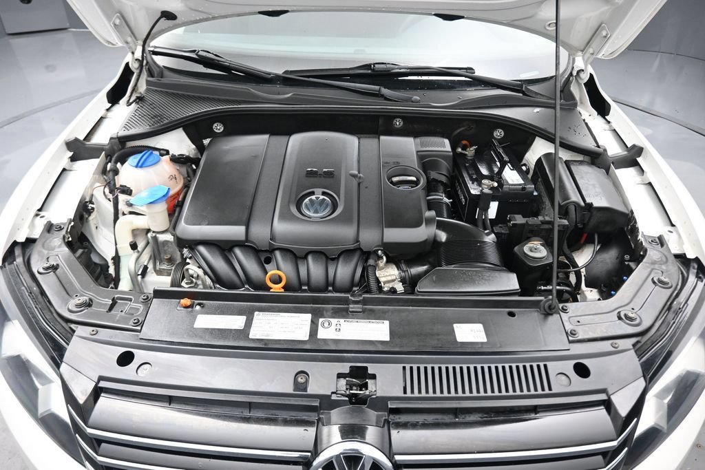 Used 2012 Volkswagen Passat 2.5 S FWD image 42