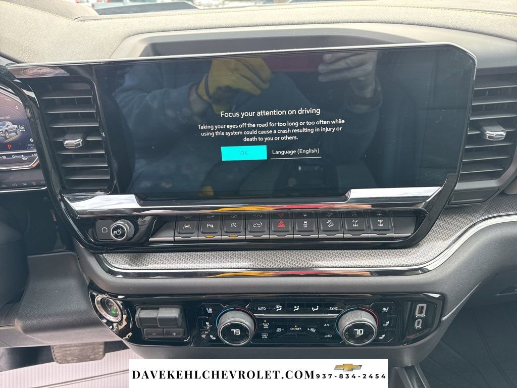 Used 2022 Chevrolet Silverado 1500 ZR2 w/ Technology Package image 13