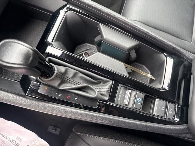 Used 2023 Honda Accord EX-L image 11