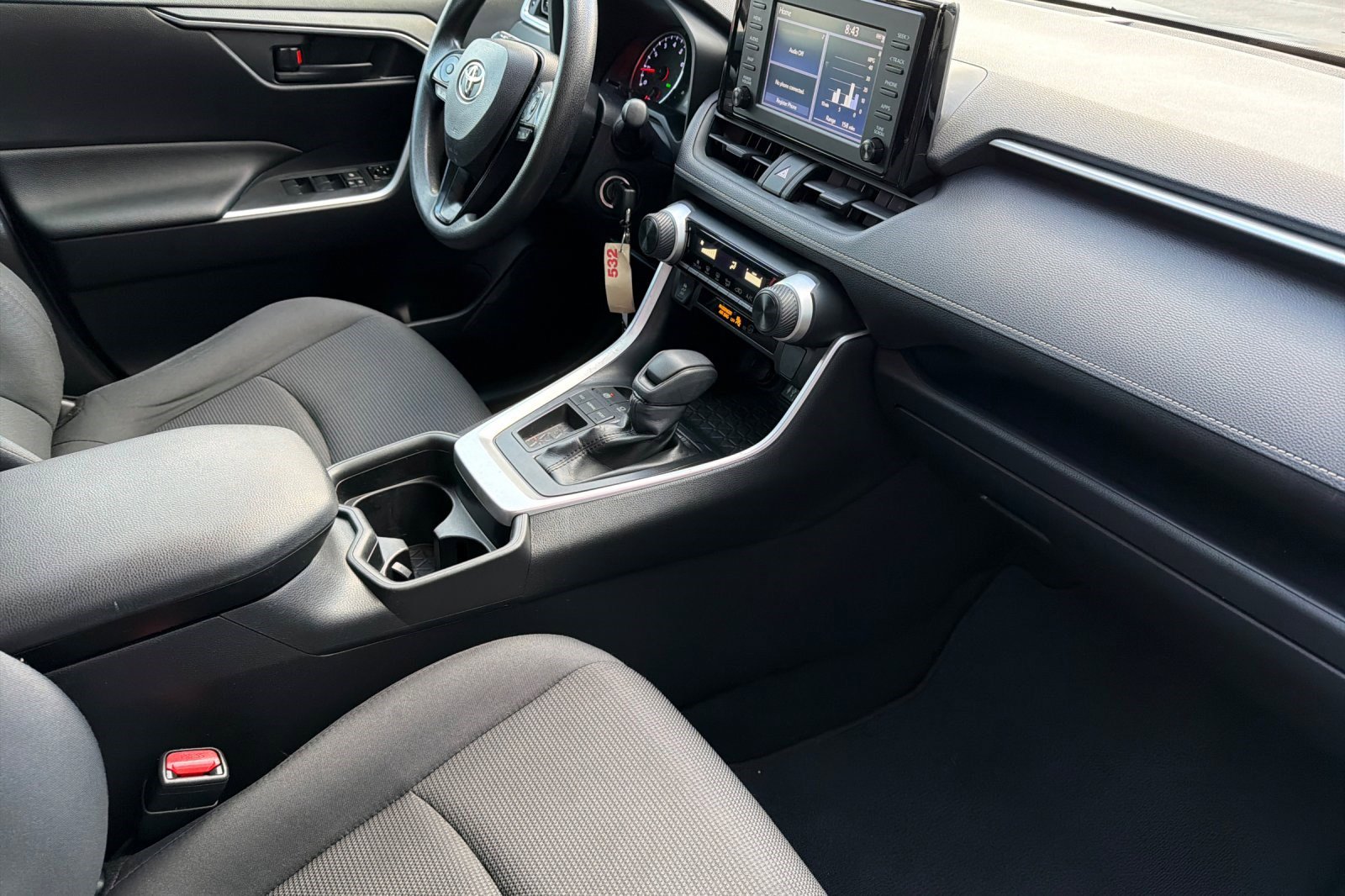 Used 2019 Toyota RAV4 LE image 20