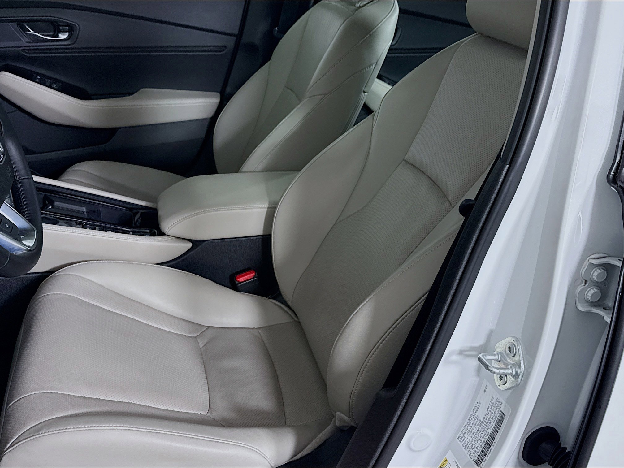 Certified 2025 Honda Accord Touring image 22