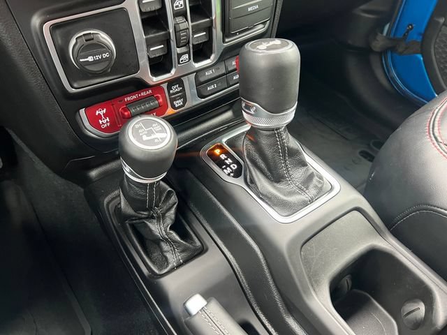 Used 2024 Jeep Wrangler Unlimited Rubicon AWD/4WD image 22