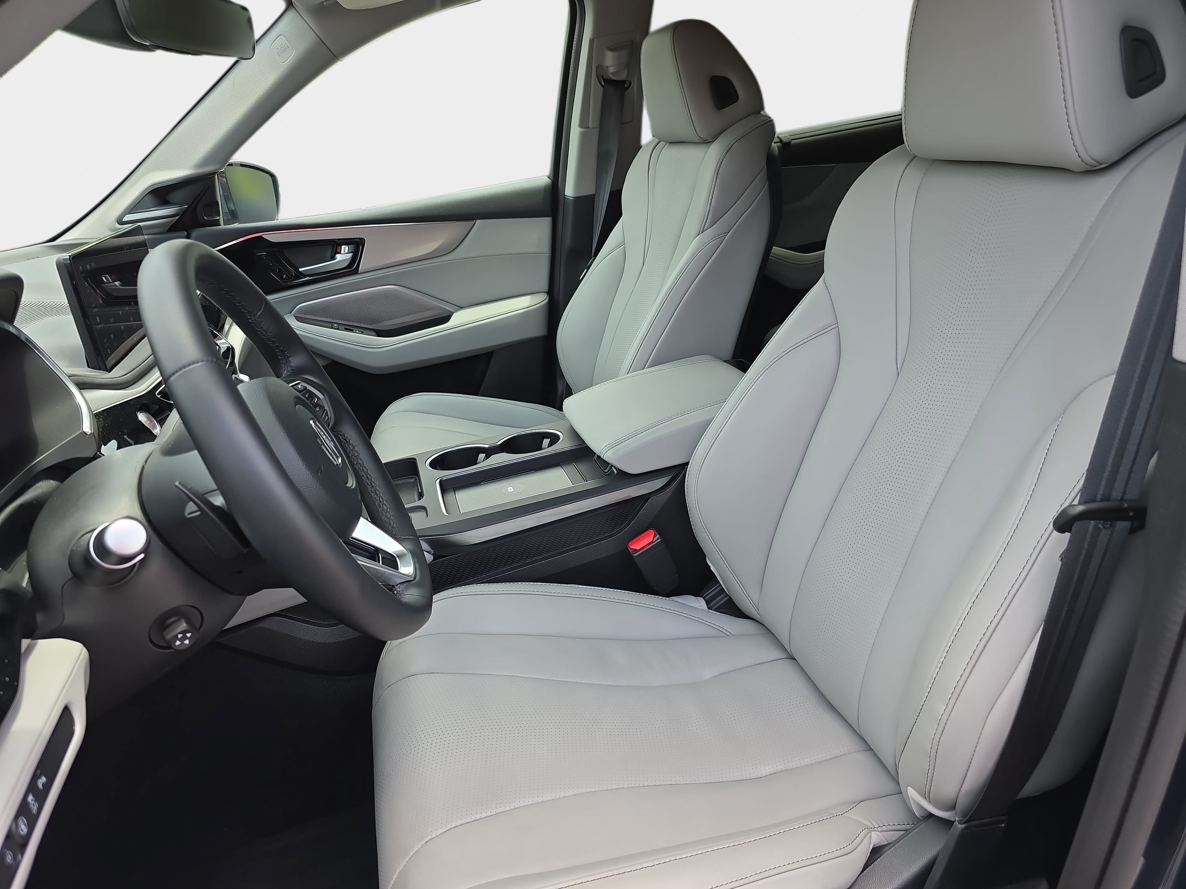 Certified 2025 Acura MDX SH-AWD w/ Technology Package image 16