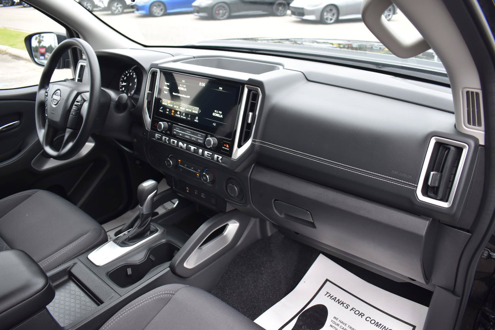 Used 2025 Nissan Frontier SV image 48