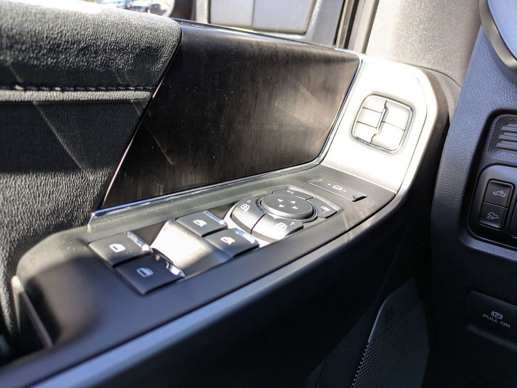 New 2026 Ford F250 Lariat image 40
