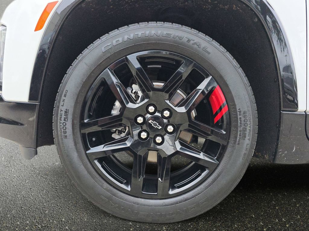Used 2023 Chevrolet Traverse Premier w/ Redline Edition image 37