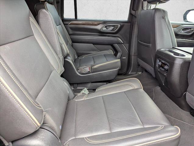 Used 2023 Chevrolet Suburban Premier RWD image 30
