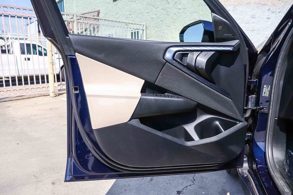 Used 2025 BMW X3 xDrive30i w/ Premium Package image 23