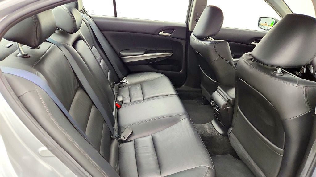 Used 2010 Honda Accord EX-L image 22
