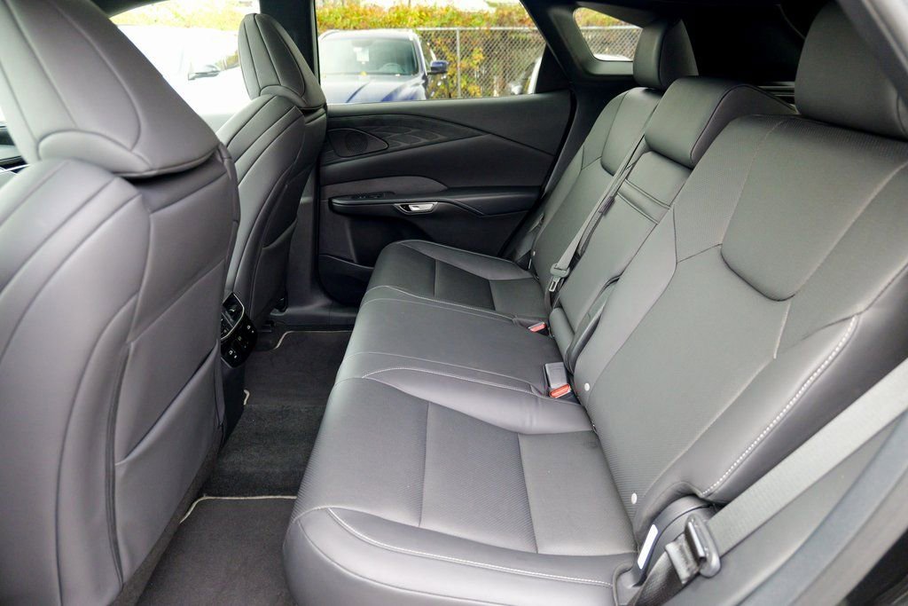 Used 2023 Lexus RX 350 F Sport image 28