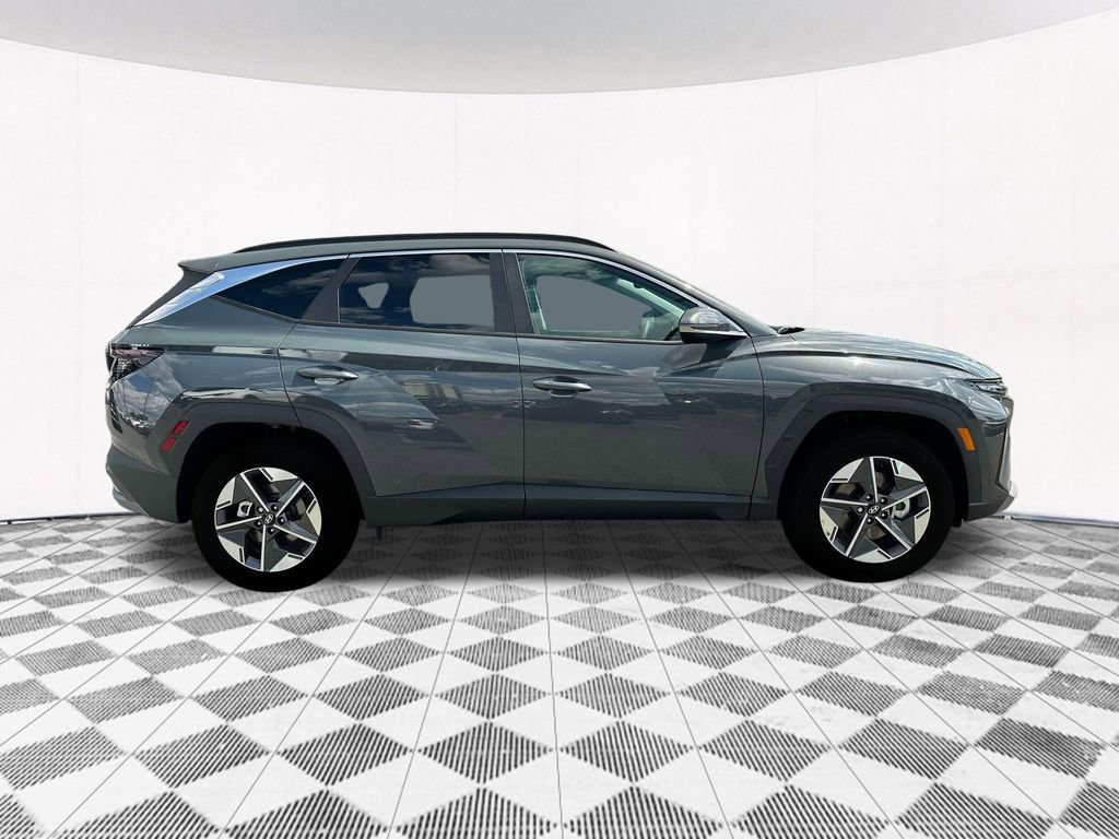 Used 2025 Hyundai Tucson SEL AWD/4WD image 14
