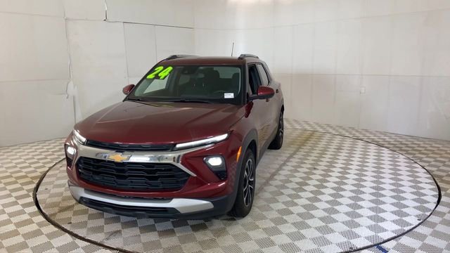 Used 2024 Chevrolet TrailBlazer LT w/ LT Cold Weather Package FWD image 6