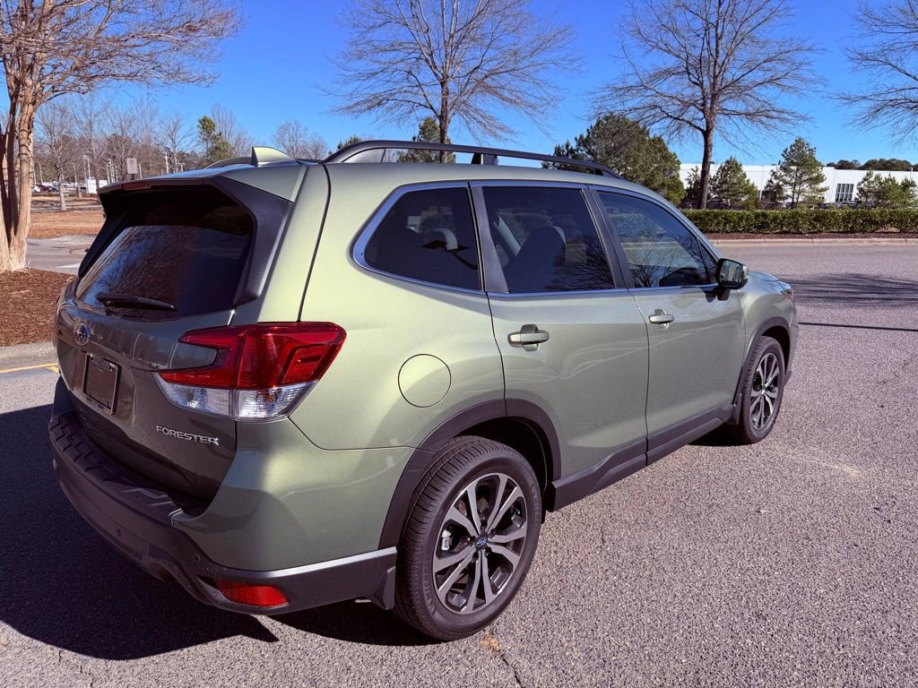 Used 2020 Subaru Forester Limited image 14