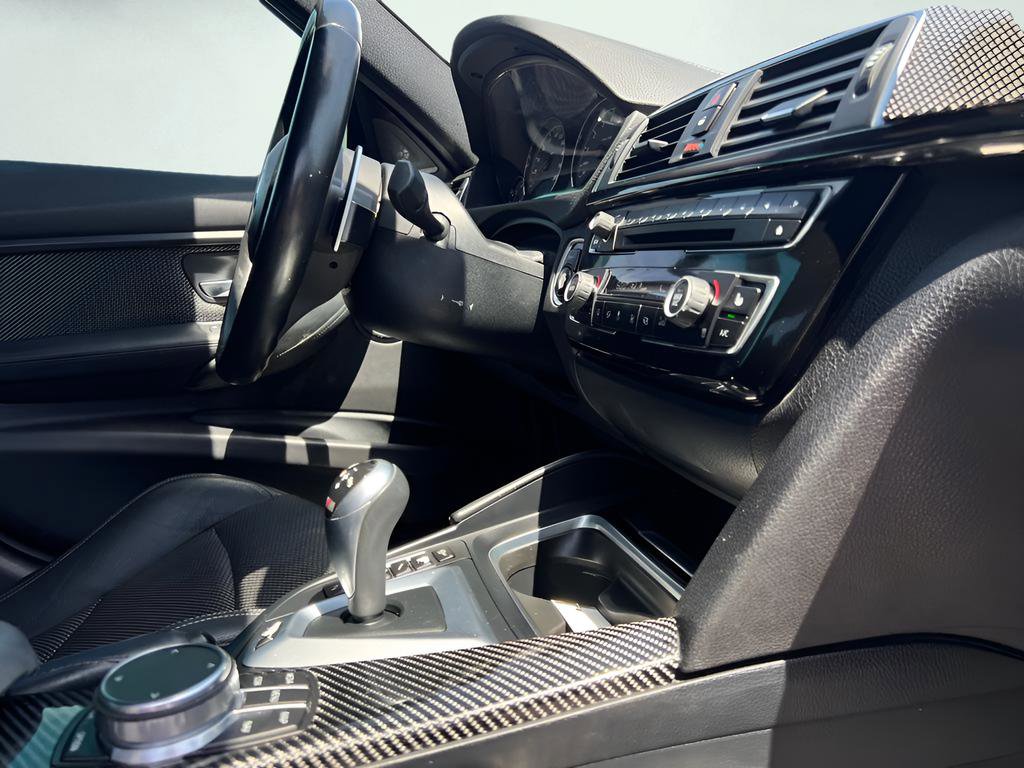 Used 2018 BMW M3 w/ Competition Package RWD image 31