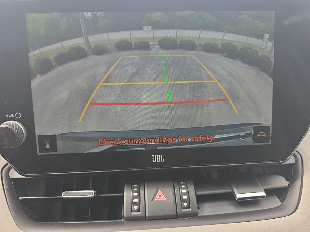 Used 2023 Toyota RAV4 XLE Premium image 30