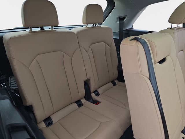 Used 2025 Audi Q7 3.0T Premium Plus w/ Premium Plus Package image 16
