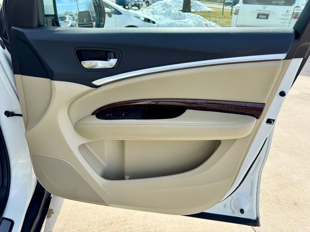 Used 2018 Acura MDX SH-AWD image 17