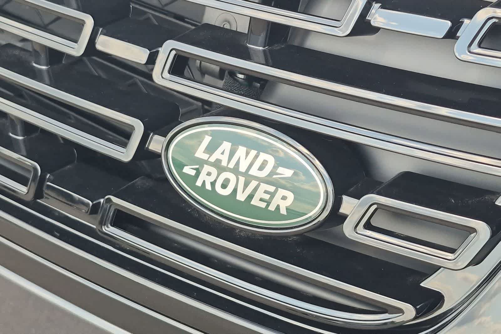 New 2026 Land Rover Range Rover Velar Belgravia AWD/4WD image 11