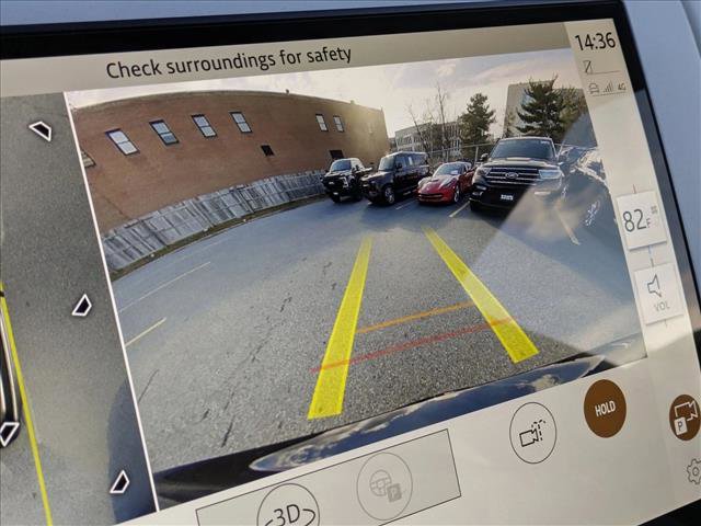 New 2025 Land Rover Range Rover SE image 13