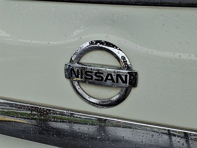 Used 2019 Nissan Pathfinder SV image 32