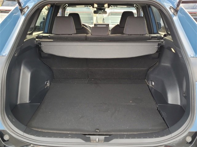Used 2022 Toyota RAV4 SE image 12