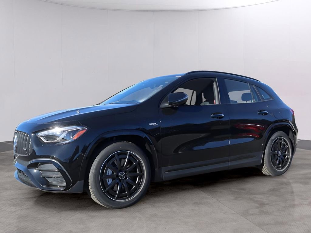 New 2026 Mercedes-Benz GLA 35 AMG 4MATIC image 3