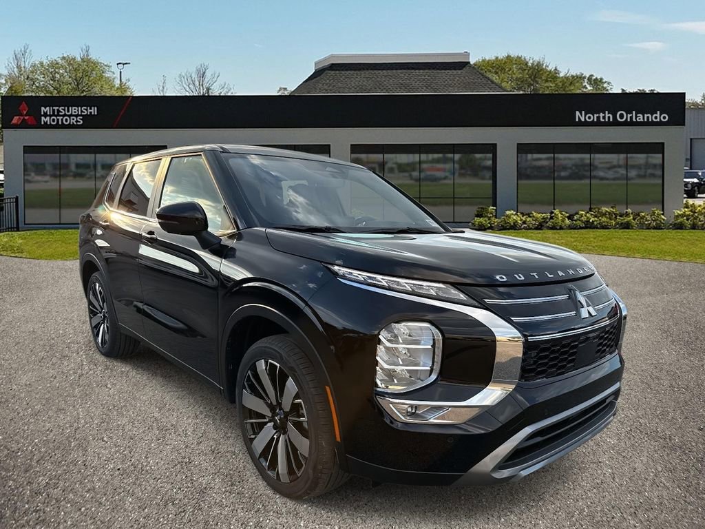 New 2026 Mitsubishi Outlander SE image 2