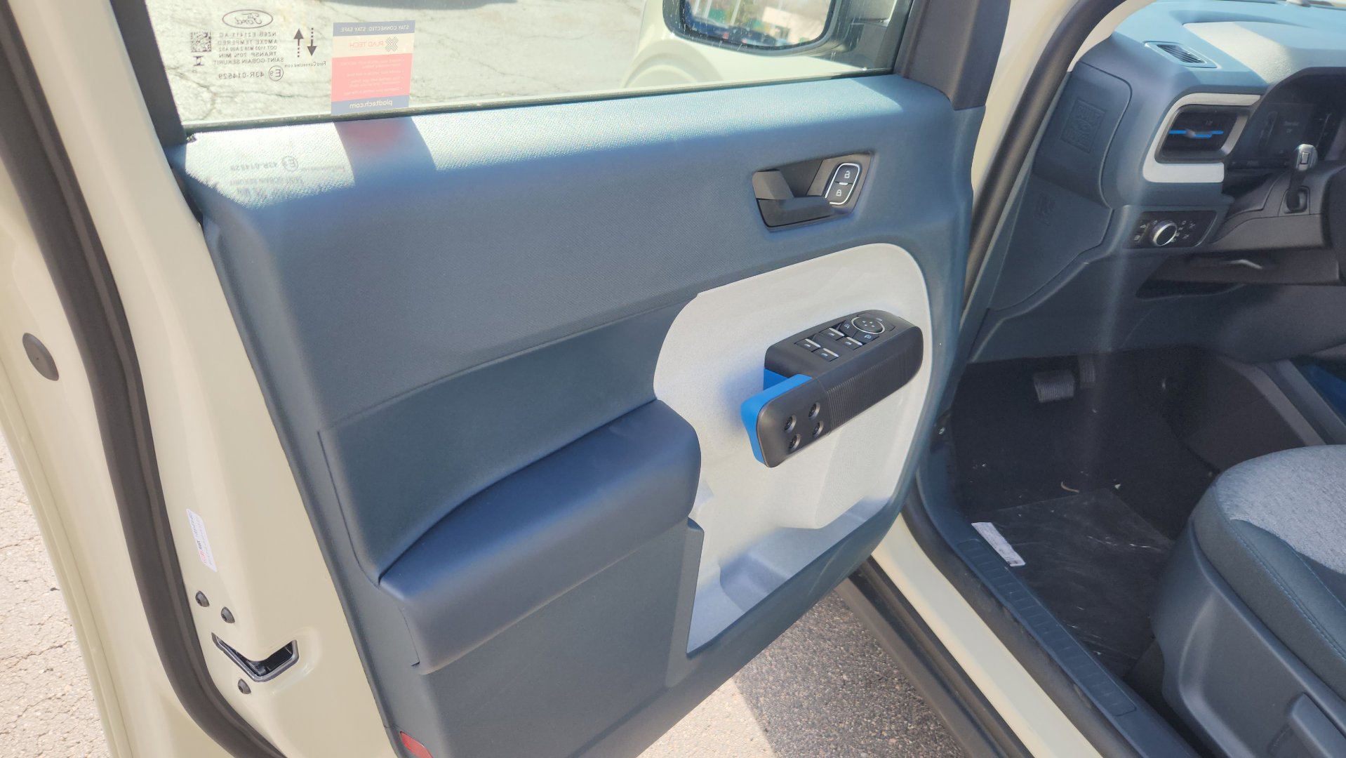 New 2025 Ford Maverick XLT w/ Equipment Group 301A image 19