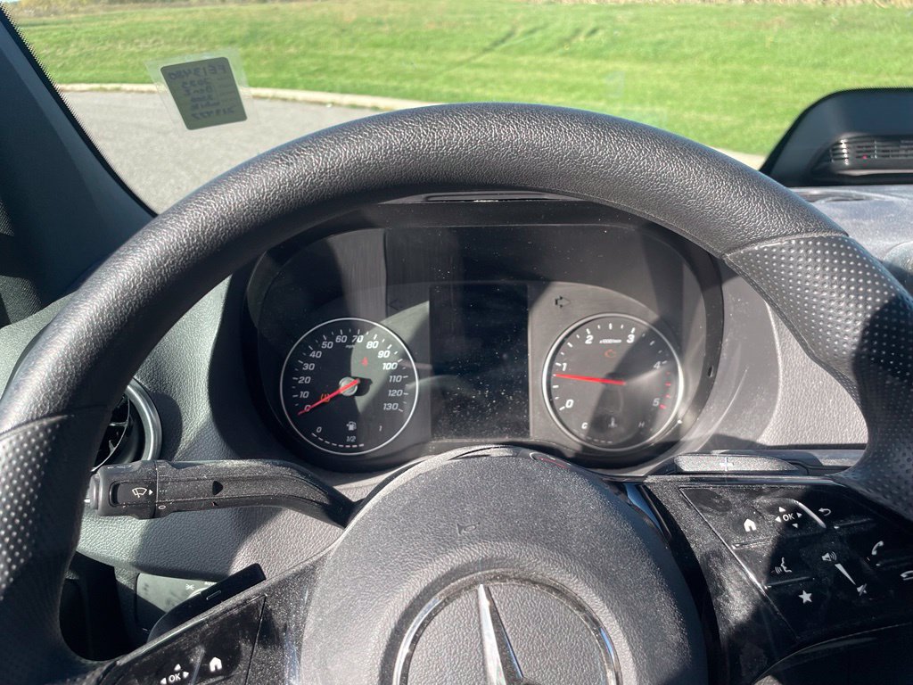 Used 2025 Mercedes-Benz Sprinter 2500 image 13