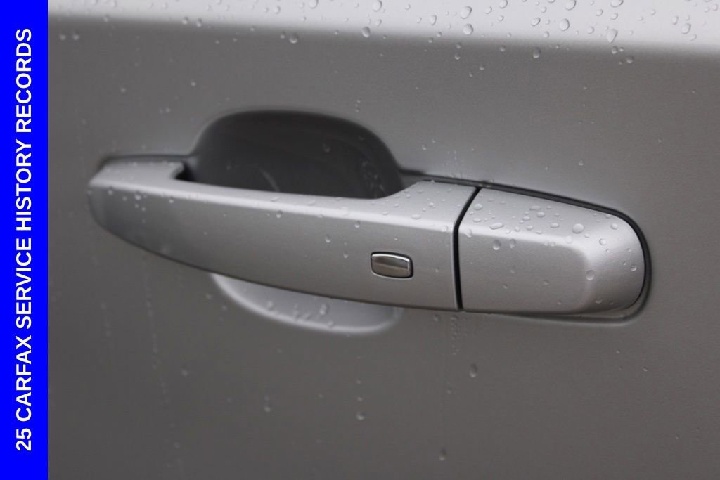 Used 2018 Chevrolet Traverse LS AWD/4WD image 15