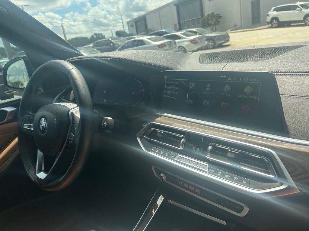 Used 2022 BMW X5 xDrive40i w/ Premium Package AWD/4WD image 36