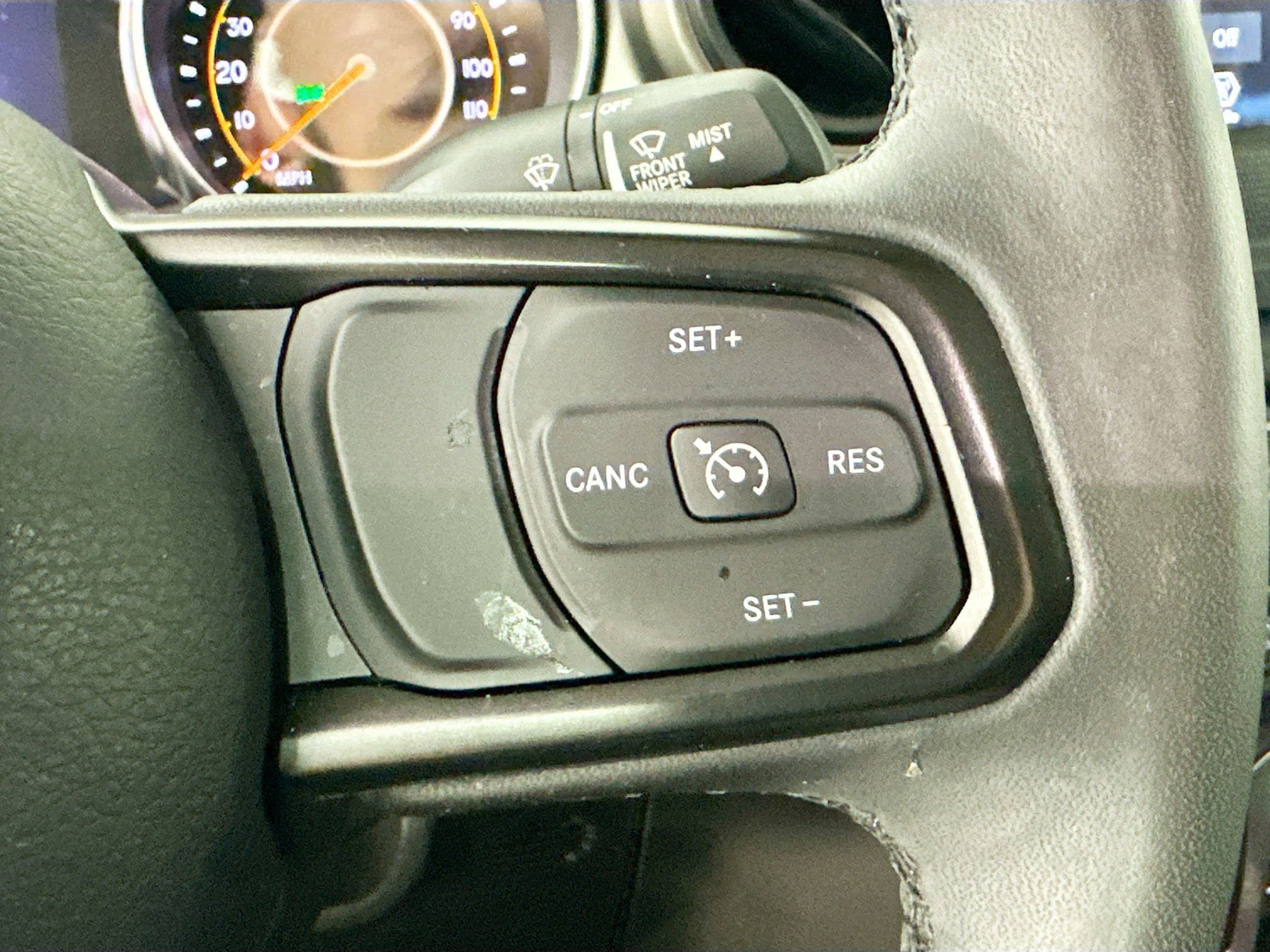 Used 2023 Jeep Gladiator Sport AWD/4WD image 13