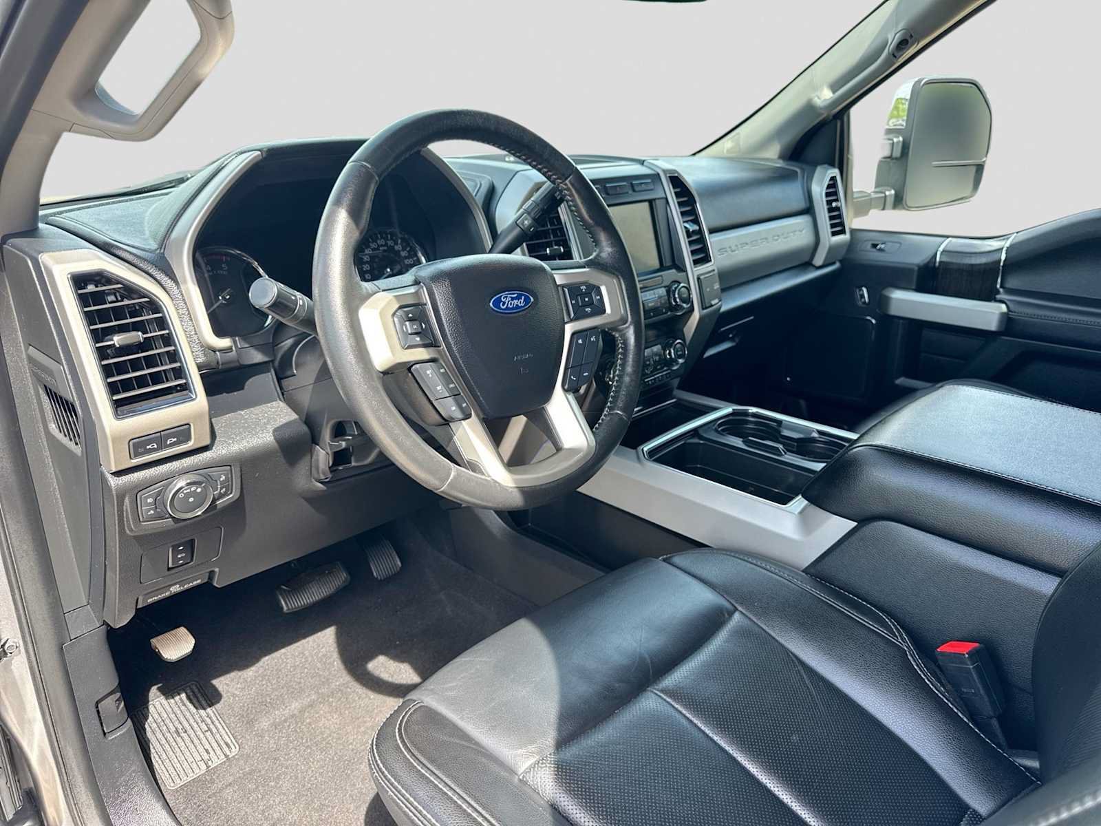 Used 2021 Ford F250 Lariat w/ Chrome Package AWD/4WD image 2