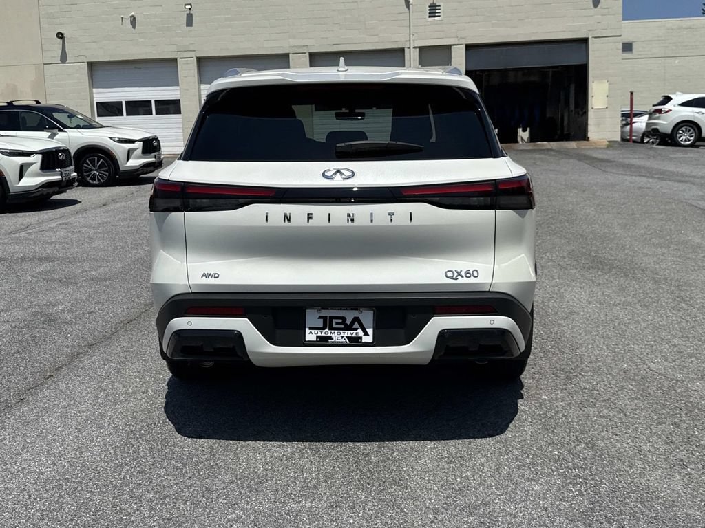 Certified 2025 INFINITI QX60 Luxe w/ Vision Package AWD/4WD image 25