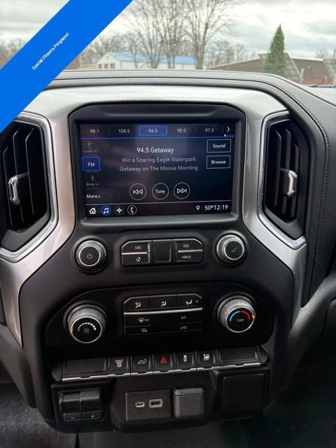 Used 2021 Chevrolet Silverado 3500 LT w/ Snow Plow Prep/Camper Package image 18