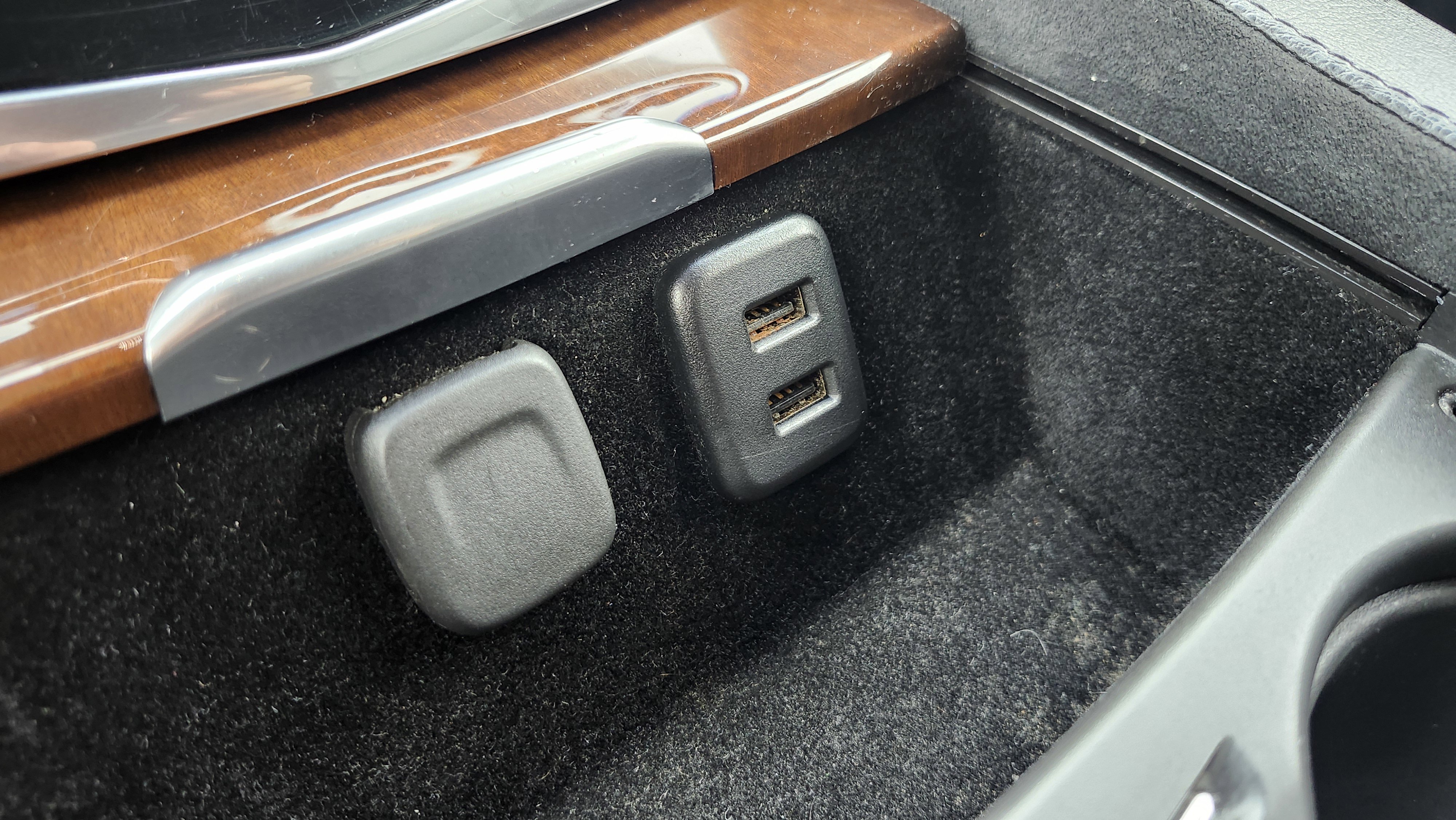 Used 2018 Cadillac Escalade Luxury image 31