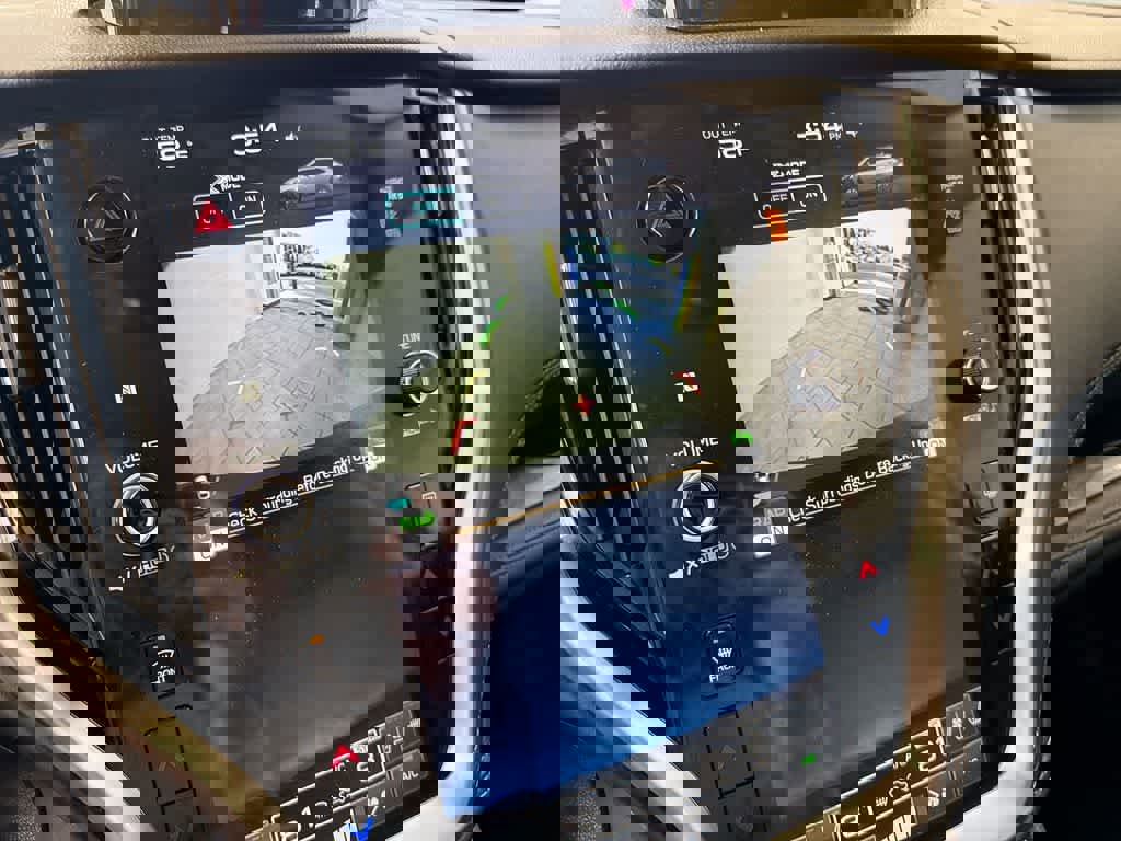 Used 2023 Subaru Outback Touring XT w/ Popular Package #2 image 30