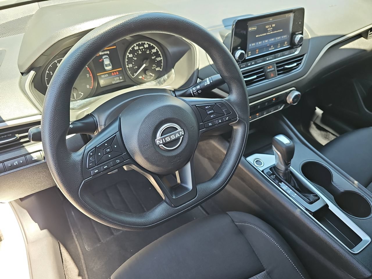 Used 2024 Nissan Altima 2.5 S FWD image 15