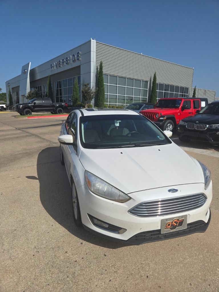 Used 2018 Ford Focus Titanium FWD image 1
