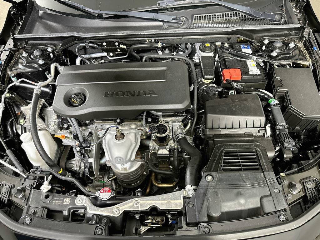 Used 2025 Honda Civic Sport image 9